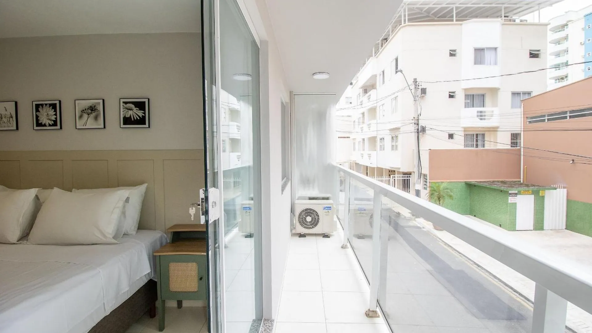 Nun23 - 2Dorm, Garagem, Sacada, Tv Smart Apartamento Balneário Camboriú